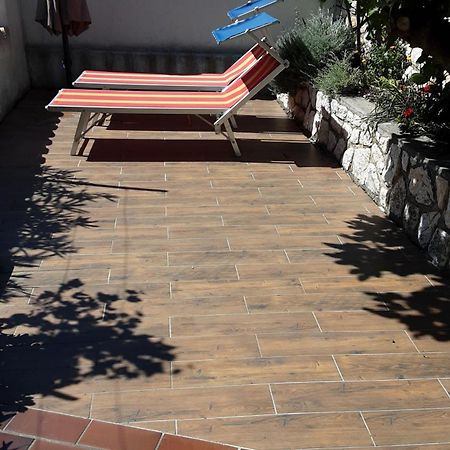 Apartman Legac Starigrad  Buitenkant foto