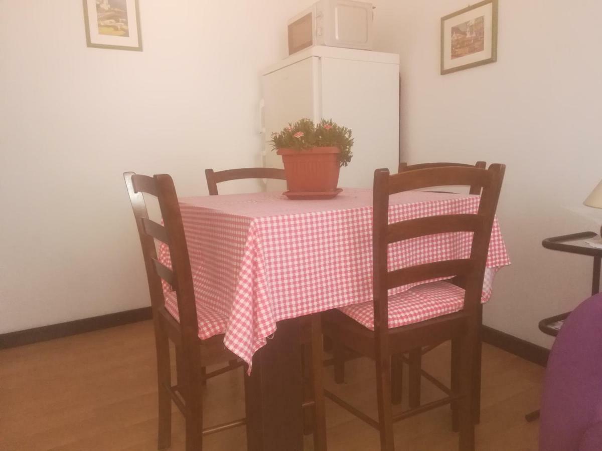 Apartman Legac Starigrad  Buitenkant foto